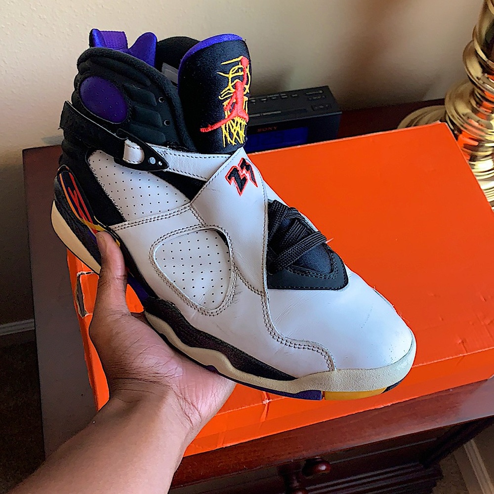 Air Jordan Retro 8s 3-peat size 10